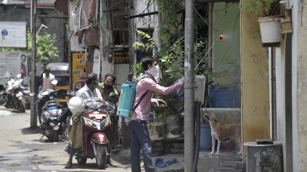 A complete sealed of Kurar Village, Malad(E) during a government-imposed lockdown as a preventive measure against Covid-19 in Mumbai. (Satyabrata Tripathy/HT Photo) A complete sealed of Kurar Village, Malad(E) during a government-imposed lockdown as a preventive measure against Covid-19 in Mumbai. (Satyabrata Tripathy/HT Photo)