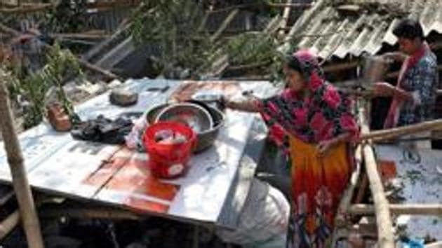 Teh aftermath of Cyclone Amphan in South 24 Parganas district of West Bengal.(REUTERS) Teh aftermath of Cyclone Amphan in South 24 Parganas district of West Bengal.(REUTERS)