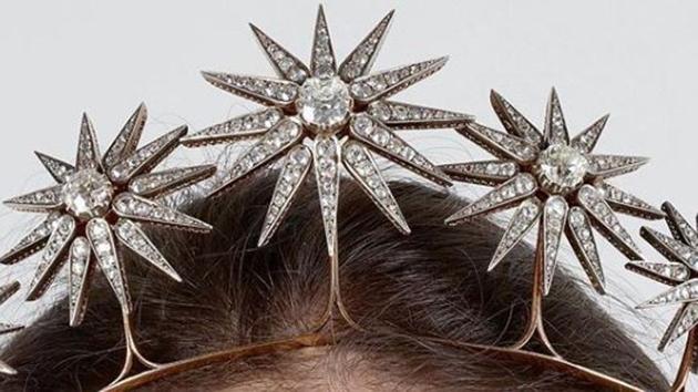 A tiara that can also be worn as a brooch, on sale at Sotheby’s Geneva.  (sotheby's jewels/Instagram) 