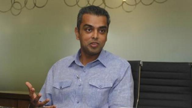 Congress leader Milind Deora has in the recent past taken a different line from the Congress, triggering speculation that he might soon jump the ship. (HT PHOTO.) Congress leader Milind Deora has in the recent past taken a different line from the Congress, triggering speculation that he might soon jump the ship. (HT PHOTO.)