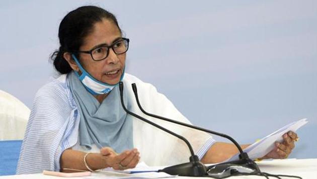 A majority of the people’s representatives in the cyclone-affected districts belong to the Trinamool Congress.(ANI PHOTO.) A majority of the people’s representatives in the cyclone-affected districts belong to the Trinamool Congress.(ANI PHOTO.)