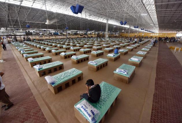 A facility of over 10,000 beds to treat coronavirus patients has been set up in Delhi. This is India’s largest such facility. (HT Photo/Sanjeev Verma) A facility of over 10,000 beds to treat coronavirus patients has been set up in Delhi. This is India’s largest such facility. (HT Photo/Sanjeev Verma)