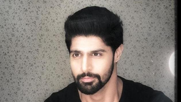 Tanuj says that everyone in the unit will have to be alert and mindful and ensure to maintain proper hygiene.(Photo: Instagram/tanujvirwani)