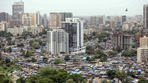 Mumbai: An aerial view of Anand Nagar slum area, a COVID-19 hotspot, at Malad in Mumbai, Sunday, June 28, 2020. (PTI Photo)(PTI28-06-2020_000096B) (PTI) Mumbai: An aerial view of Anand Nagar slum area, a COVID-19 hotspot, at Malad in Mumbai, Sunday, June 28, 2020. (PTI Photo)(PTI28-06-2020_000096B) (PTI)