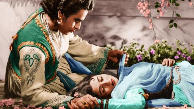 A still from Mughal-e-Azam(Shemaroo)