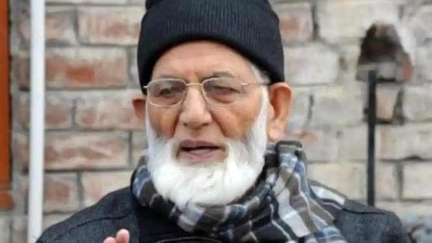 In a letter, Geelani, 90, said there have been certain issues which forced him to resign. (HT photo)