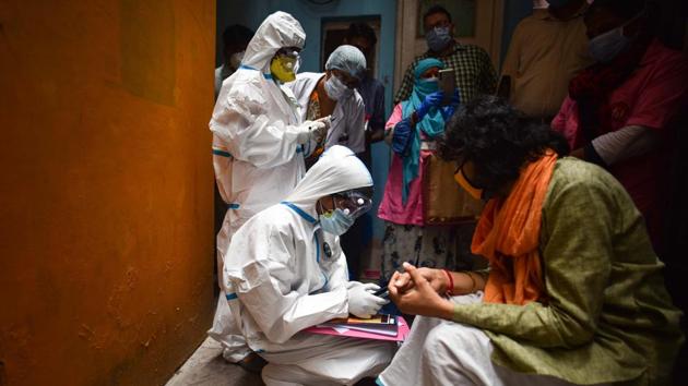 As one of its steps to stem the coronavirus pandemic, the government has focussed on aggressive testing as the Indian Council of Medical Research (ICMR) has added more laboratories and introducing newer testing techniques. (Sanchit Khanna/HT Photo) As one of its steps to stem the coronavirus pandemic, the government has focussed on aggressive testing as the Indian Council of Medical Research (ICMR) has added more laboratories and introducing newer testing techniques. (Sanchit Khanna/HT Photo)
