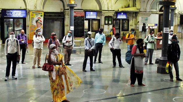 In the past week, until June 27, Maharashtra recorded more than 4,400 new cases a day on an average, compared to 3,400 the week before that. (ANI)