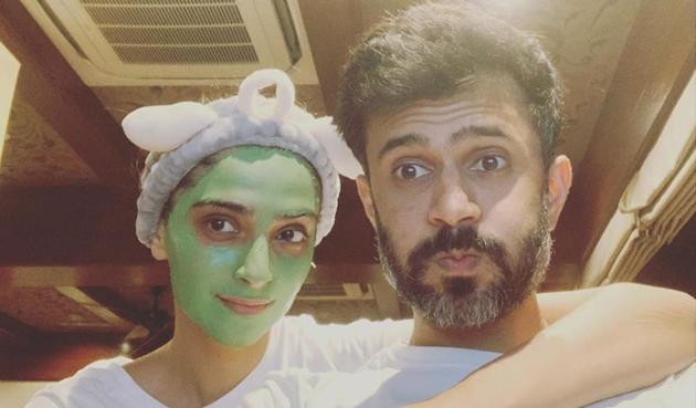 Sonam Kapoor shared a cute selfie with Anand Ahuja.