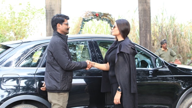 Vikas Kumar in the role of ACP Khan with Sushmita Sen in and as Aarya (A still from the web series Aarya) Vikas Kumar in the role of ACP Khan with Sushmita Sen in and as Aarya (A still from the web series Aarya)