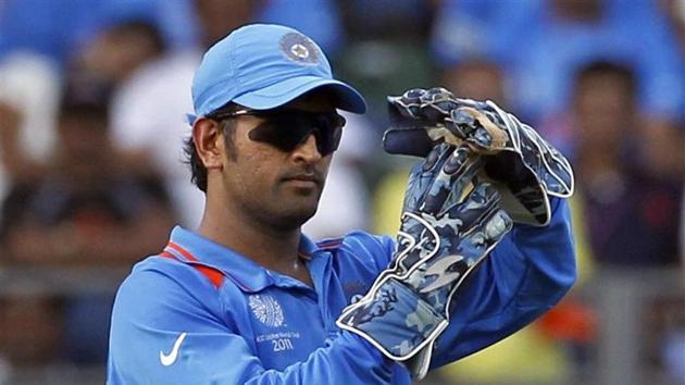 File image of MS Dhoni taking a DRS call.(REUTERS) File image of MS Dhoni taking a DRS call.(REUTERS)