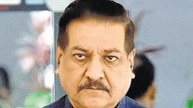Congress leader Prithviraj Chavan has hit out at PM Narendra Modi’s official mobile application, the NaMo app.(Kunal Patil/HT Photo) Congress leader Prithviraj Chavan has hit out at PM Narendra Modi’s official mobile application, the NaMo app.(Kunal Patil/HT Photo)