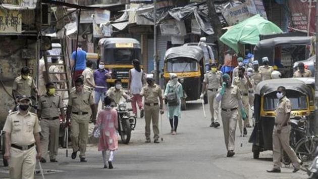 The deceased is yet to be identified.(Satyabrata Tripathy/HT Photo) The deceased is yet to be identified.(Satyabrata Tripathy/HT Photo)