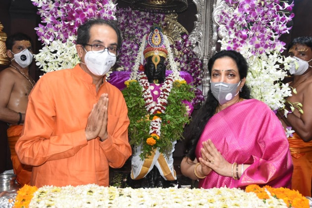Maharashtra chief minister Uddhav Thackeray was accompanied by his wife Rashmi and son Aaditya, who is also the state’s environment and tourism minister. (@OfficeofUT/Twitter) Maharashtra chief minister Uddhav Thackeray was accompanied by his wife Rashmi and son Aaditya, who is also the state’s environment and tourism minister. (@OfficeofUT/Twitter)