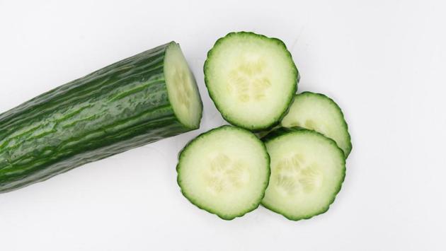 Cucumbers help in reducing puffiness, dark circles, and hydrating the skin. They are also helpful in maintaining the elasticity for aging skin. (unsplash) Cucumbers help in reducing puffiness, dark circles, and hydrating the skin. They are also helpful in maintaining the elasticity for aging skin. (unsplash)