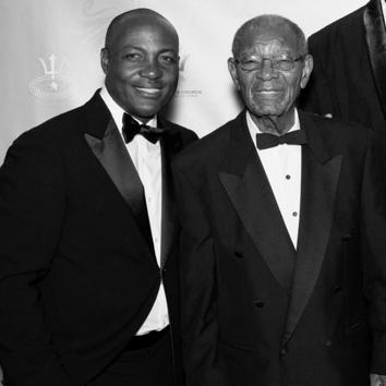The legendary Weekes, who was hailed as one of greatest batsmen in the 40s and 50s, had an illustrious Test career. Weekes made his Test debut at the age of 22 against England at Kensington Oval. His final match was against Pakistan in Trinidad a decade later. (Twitter/West Indies)