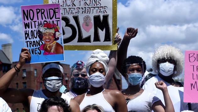 FILE PHOTO: People participate in a Black Trans Lives Matter rally in the Brooklyn borough in New York City, U.S., June 14, 2020. REUTERS/Stephanie Keith/File Photo (REUTERS) FILE PHOTO: People participate in a Black Trans Lives Matter rally in the Brooklyn borough in New York City, U.S., June 14, 2020. REUTERS/Stephanie Keith/File Photo (REUTERS)