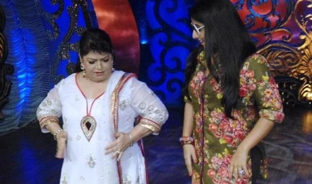 A still from the TV show where the master choreographer Saroj Khan taught how to ace dance moves.