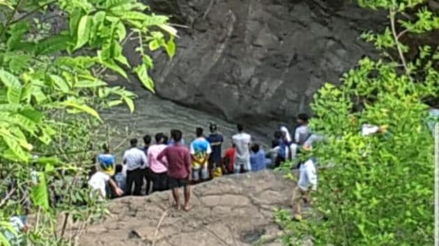 After conducting a search for nearly four hours, bodies of all five youths were found. (HT PHOTO) After conducting a search for nearly four hours, bodies of all five youths were found. (HT PHOTO)