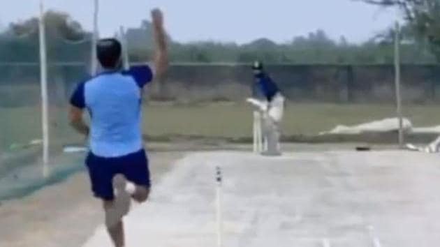 Mohammed Shami bowls during a practice session(Screengrab)