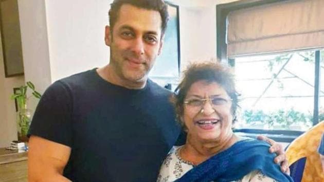 Salman Khan and Saroj Khan pose together.