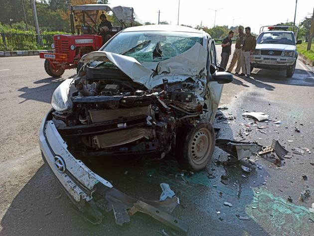 The manual aims at encouraging safe driving practices. Notably, 104 people, including 36 pedestrians had died in road accidents in Chandigarh in 2019. (HT FIle) The manual aims at encouraging safe driving practices. Notably, 104 people, including 36 pedestrians had died in road accidents in Chandigarh in 2019. (HT FIle)