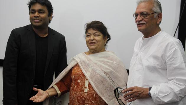 Choreographer Saroj Khan with music director A.R. Rahman and lyricist Gulzar during the celebration of 100 years of Indian Cinema at Whistling Woods International (WWI)campus, in Mumbai on June 1, 2012. Fondly called ‘Masterji’ by actors whom she choreographed, Saroj directed over 2000 songs in her long and storied career.  (Satish Bate / HT Archive) 