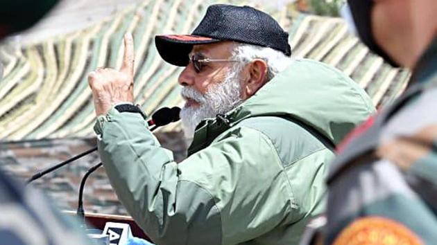 Prime Minister Narendra Modi addresses soldiers during his surprise visit to Ladakh on Friday(ANI)