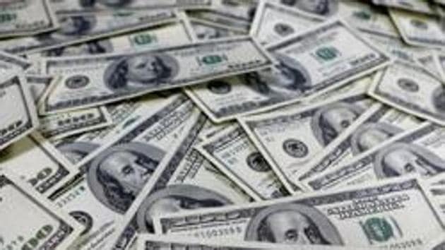 India’s foreign reserve is enough to cover 13 months of imports and is equivalent to nearly a fifth of the country’s gross domestic product. It’s also the fifth-largest in the world after China, Japan, Switzerland and Russia, according to the International Monetary Fund.(Reuters File / Photo used for representational purpose only) India’s foreign reserve is enough to cover 13 months of imports and is equivalent to nearly a fifth of the country’s gross domestic product. It’s also the fifth-largest in the world after China, Japan, Switzerland and Russia, according to the International Monetary Fund.(Reuters File / Photo used for representational purpose only)