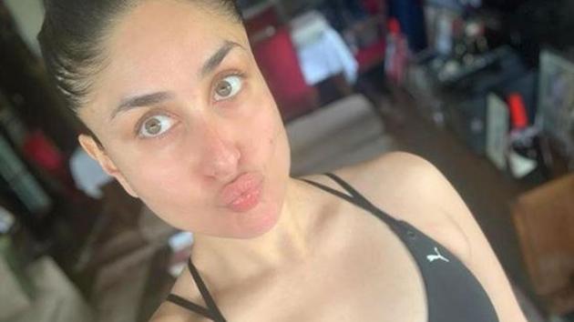 Kareena Kapoor Khan pouts in a selfie.