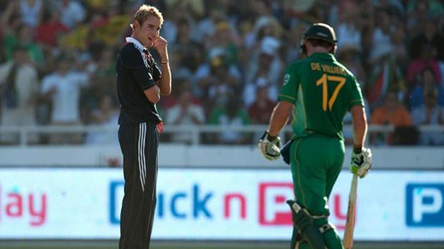 Ab de Villiers and Stuart Broad during a match. (Getty Images) Ab de Villiers and Stuart Broad during a match. (Getty Images)