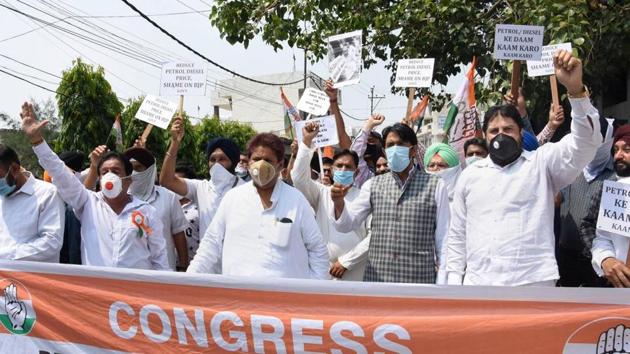 JKPCC chief GA Mir along with party leaders and workers during a protest march against the hike in fuel price in Jammu on Saturday. (PTI) JKPCC chief GA Mir along with party leaders and workers during a protest march against the hike in fuel price in Jammu on Saturday. (PTI)
