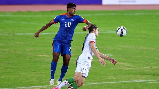 Indian player Pritam Kotal (L) and Iranian player Sardar Azmoun vie for the ball during the Group D FIFA World Cup 2018 qualifying football match between India and Iran.(AFP/Getty Images) Indian player Pritam Kotal (L) and Iranian player Sardar Azmoun vie for the ball during the Group D FIFA World Cup 2018 qualifying football match between India and Iran.(AFP/Getty Images)