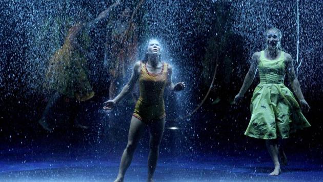 During Cirque du Soleil’s show ‘LUZIA’ from August 2018 in Guadalajara City, Mexico. Canada’s once high-flying Cirque received initial protection from its creditors, after the COVID-19 pandemic forced the famed circus operator to cancel shows and lay off artists, Reuters reported. (Ulises Ruiz / AFP) During Cirque du Soleil’s show ‘LUZIA’ from August 2018 in Guadalajara City, Mexico. Canada’s once high-flying Cirque received initial protection from its creditors, after the COVID-19 pandemic forced the famed circus operator to cancel shows and lay off artists, Reuters reported. (Ulises Ruiz / AFP)