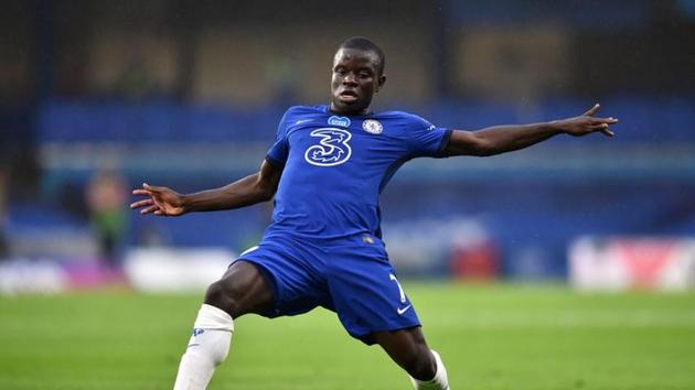 Soccer Football - Premier League - Chelsea v Watford - Stamford Bridge, London, Britain - July 4, 2020 Chelsea's N'Golo Kante in action, as play resumes behind closed doors following the outbreak of the coronavirus disease (COVID-19) Glyn Kirk/Pool via REUTERS (REUTERS) Soccer Football - Premier League - Chelsea v Watford - Stamford Bridge, London, Britain - July 4, 2020 Chelsea's N'Golo Kante in action, as play resumes behind closed doors following the outbreak of the coronavirus disease (COVID-19) Glyn Kirk/Pool via REUTERS (REUTERS)