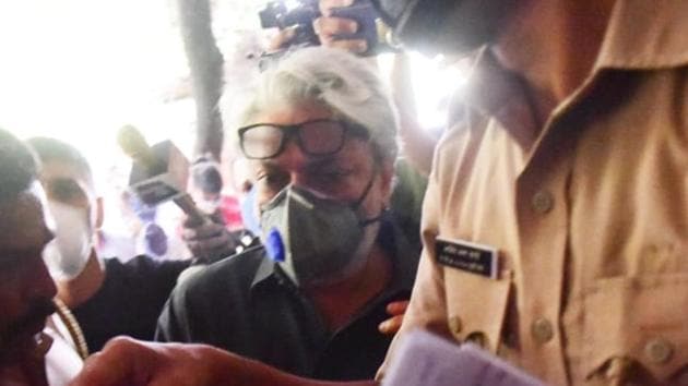 Sanjay Leela Bhansali at Bandra police station.(Varinder Chawla) Sanjay Leela Bhansali at Bandra police station.(Varinder Chawla)