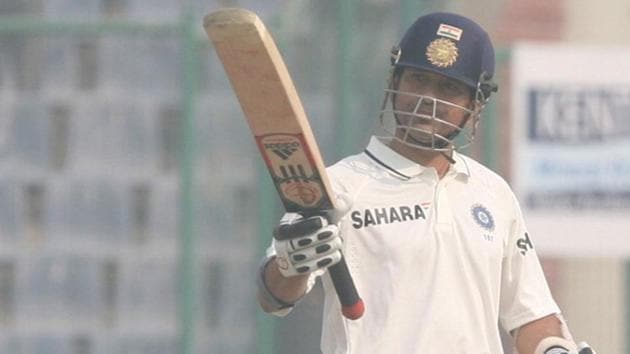 Sachin Tendulkar acknowledges the crowd after scoring a half-century.(Getty Images)