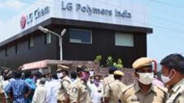 The committee also observed that the factory has absolutely no stock of inhibitors and negligible stock of terminators which could’ve been used to minimize the impact of the accident if not neutralise it. (PTI PHOTO.) The committee also observed that the factory has absolutely no stock of inhibitors and negligible stock of terminators which could’ve been used to minimize the impact of the accident if not neutralise it. (PTI PHOTO.)
