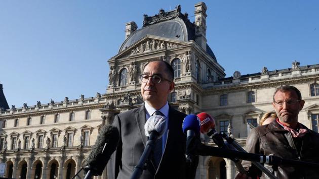 Louvre museum director Jean-Luc Martinez answers journalists' questions in front of the Louvre Museum on July 6. According to a report by AFP, the vast former palace of France’s kings has lost more than 40 million euros in ticket sales during nearly four-month lockdown, and Martinez admitted it could have a few more lean years ahead as the world adapts to the virus. (FRANCOIS GUILLOT / AFP) Louvre museum director Jean-Luc Martinez answers journalists' questions in front of the Louvre Museum on July 6. According to a report by AFP, the vast former palace of France’s kings has lost more than 40 million euros in ticket sales during nearly four-month lockdown, and Martinez admitted it could have a few more lean years ahead as the world adapts to the virus. (FRANCOIS GUILLOT / AFP)
