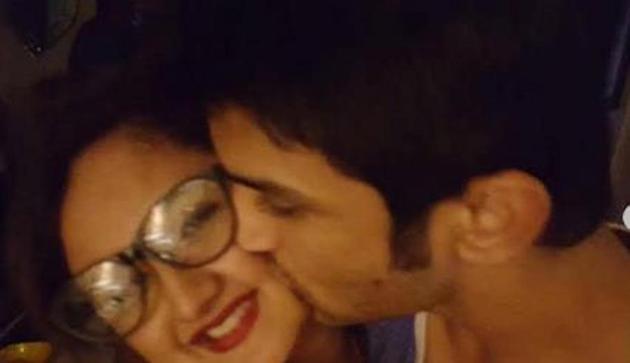 Rashami Desai was closer to Sushant Singh Rajput before he moved to films.