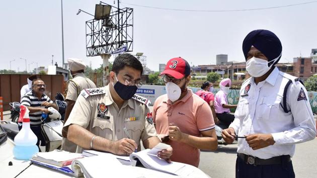 The spokesperson further said that all relevant details about the visitors/residents coming into Punjab would be shared with the concerned health authorities and police stations through a real-time alert system. (Sameer Sehgal/HT Photo) The spokesperson further said that all relevant details about the visitors/residents coming into Punjab would be shared with the concerned health authorities and police stations through a real-time alert system. (Sameer Sehgal/HT Photo)