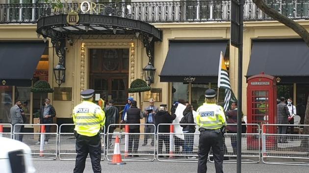 Scotland Yard officials set up a buffer zone between India House and protestors. (File photo) Scotland Yard officials set up a buffer zone between India House and protestors. (File photo)