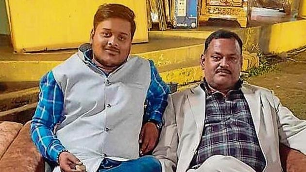 Amar (left) was with Vikas Dubey in Faridabad, where he parted ways with the gangster and reached the house of a relative, Narottam Dixit, in Artara, the police added (Sourced image) Amar (left) was with Vikas Dubey in Faridabad, where he parted ways with the gangster and reached the house of a relative, Narottam Dixit, in Artara, the police added (Sourced image)