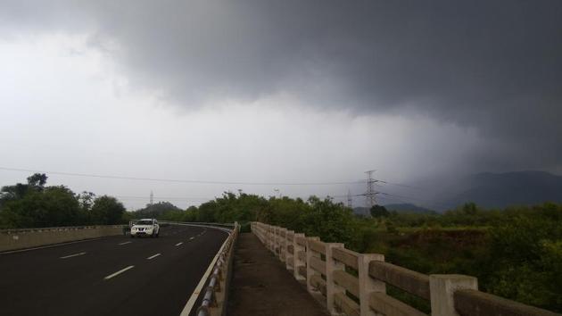 An overcast sky in Panchkula on Thursday. (Sant Arora/HT)
