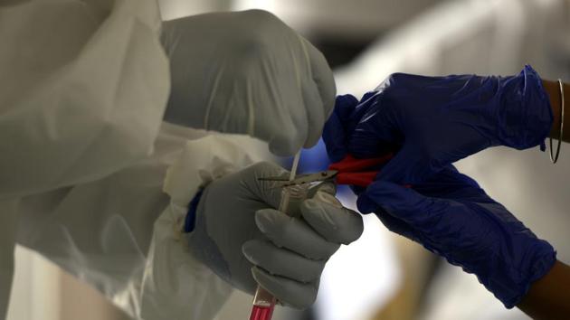 There were 19,135 patients of the viral disease who were cured between Thursday and Friday morning taking the number of those sent home from hospitals to 495,512. With that, India’s recovery rate is now 62.42%. (Parveen Kumar/HT photo) There were 19,135 patients of the viral disease who were cured between Thursday and Friday morning taking the number of those sent home from hospitals to 495,512. With that, India’s recovery rate is now 62.42%. (Parveen Kumar/HT photo)
