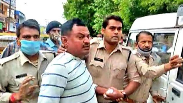Vikas Dubey was arrested outside the Mahakal temple at Ujjan on Thursday(ANI)