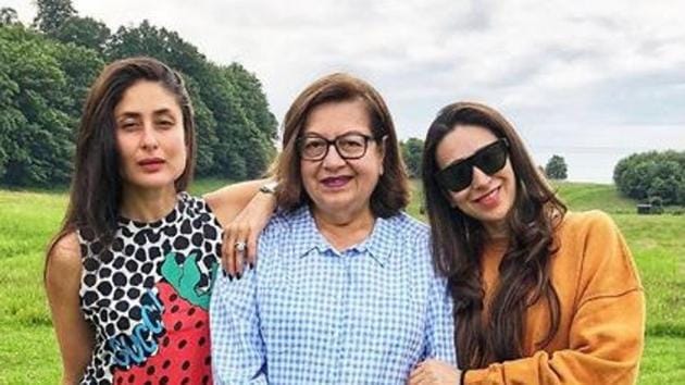 Kareena Kapoor met her sister Karisma and mom Babita after a long time.