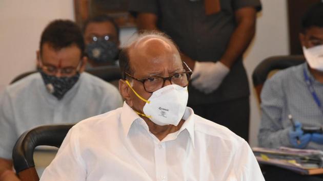 NCP chief Sharad Pawar attending a review meeting on coronavirus, in Pune.(Rahul Raut/Hindustan Times) NCP chief Sharad Pawar attending a review meeting on coronavirus, in Pune.(Rahul Raut/Hindustan Times)
