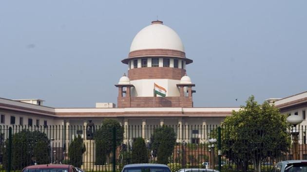 The Supreme Court dismissed the plea of Shri Amarnath Barfani Langars Organization which sought directions for restrictions on the Amarnath Yatra in Jammu and Kashmir due to the Covid-19 pandemic.(HT PHOTO)