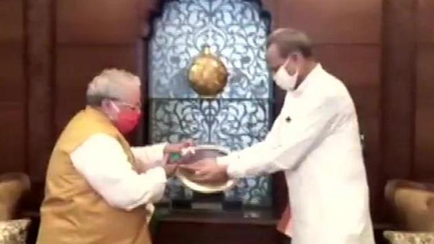 Rajasthan chief minister meets Governor Kalraj Mishra at Raj Bhawan in Jaipur. (ANI) Rajasthan chief minister meets Governor Kalraj Mishra at Raj Bhawan in Jaipur. (ANI)